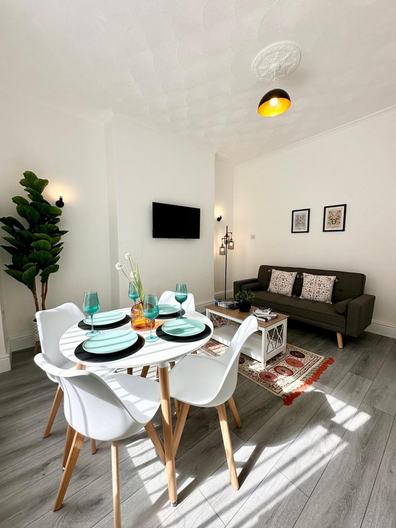 Villa Cosy & Modern 4Bd House Near Anfield Stadium Liverpool Exterior foto